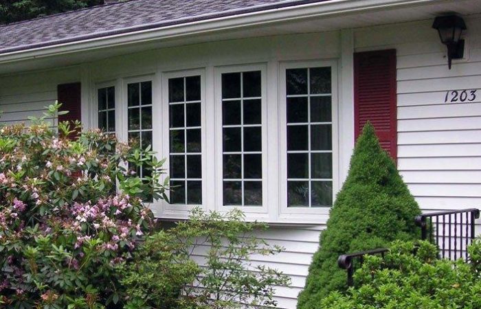 5-lite-bow-window-front-of-house-2